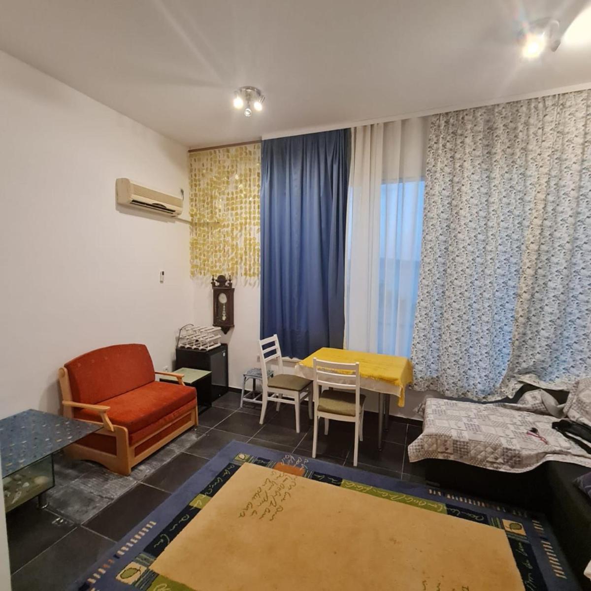 Suitetrails - Private Apartment Amrit Nessebar