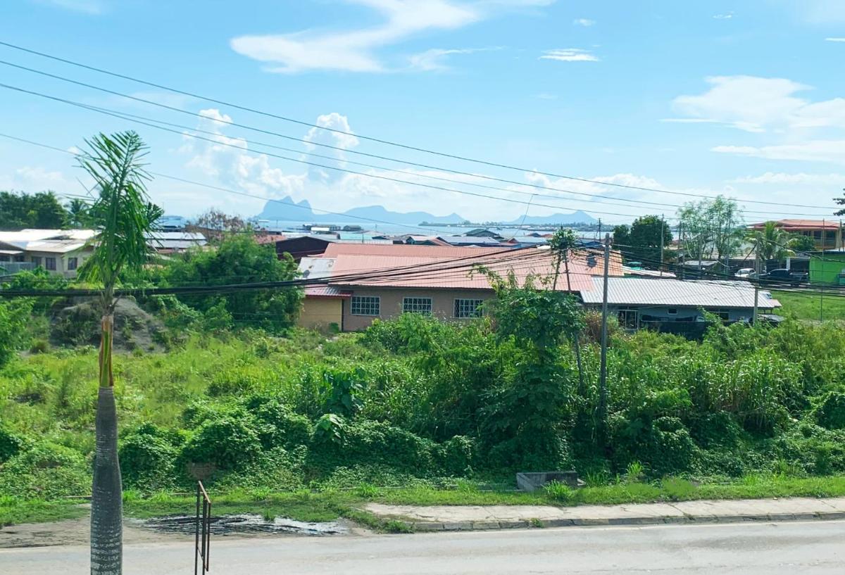 AE Semporna Guesthouse 极潜旅店 - Housity