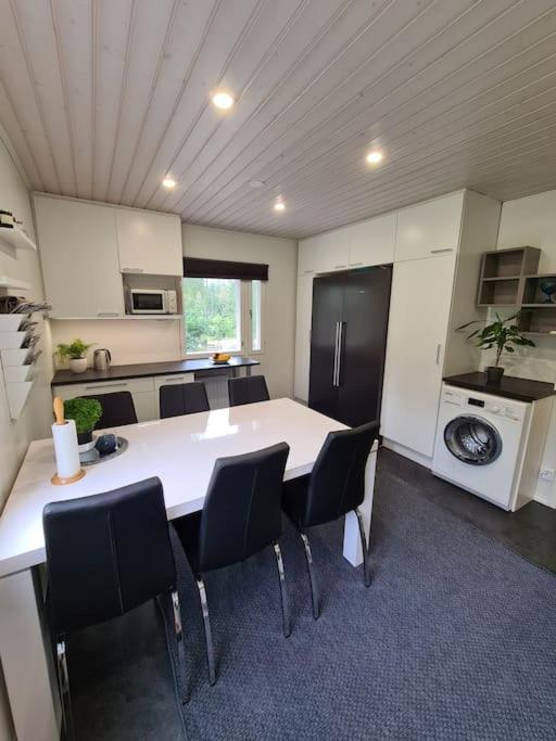 Suitetrails - Villa Onia - sauna, palju ja iso yksityinen piha