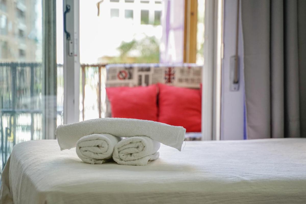 Hostal Nevot - Housity