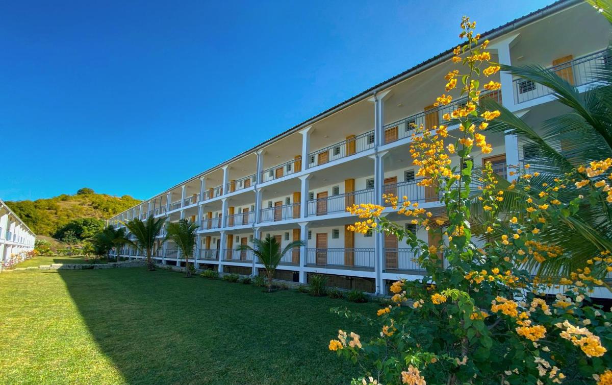 Orangea Beach Resort - Housity