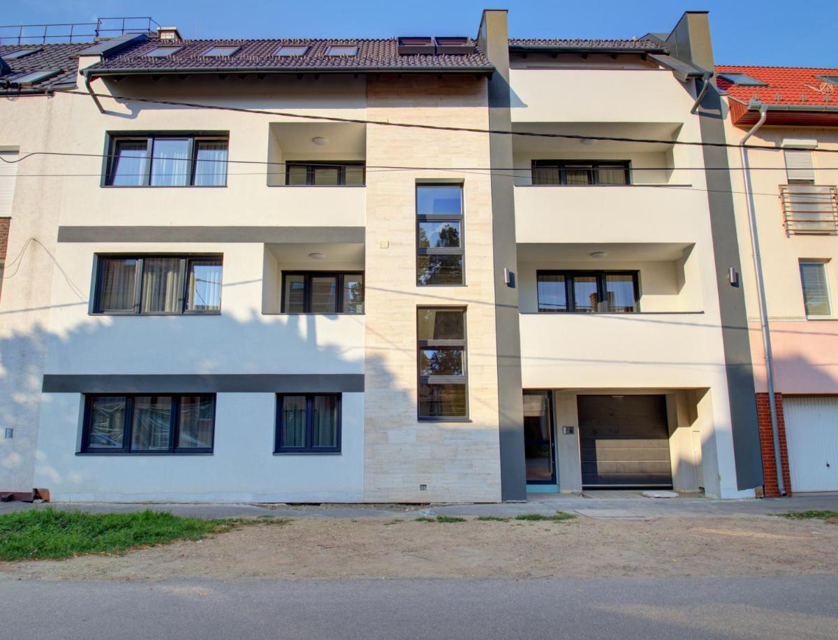 Hajnal apartman - Housity
