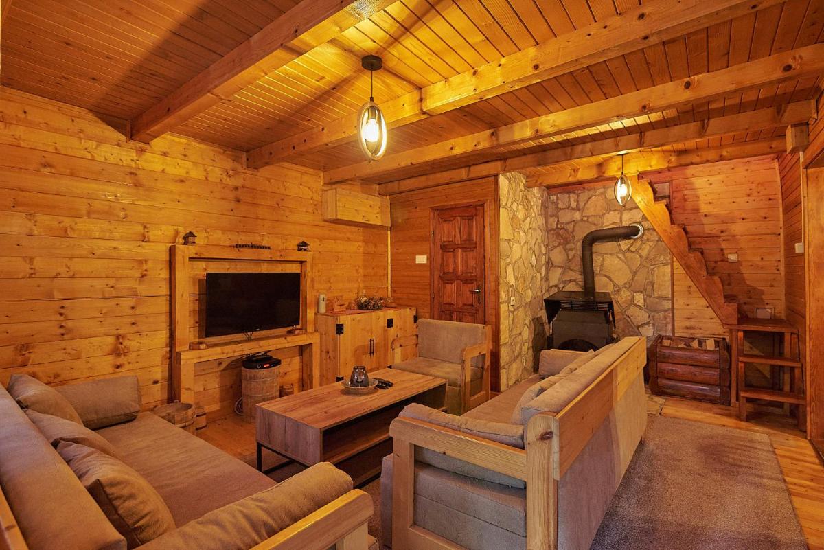 Country House Brijest - Housity
