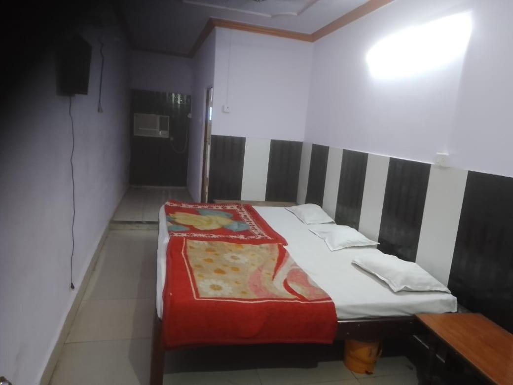 Hotel Maharaja Inn by WB Inn - Housity