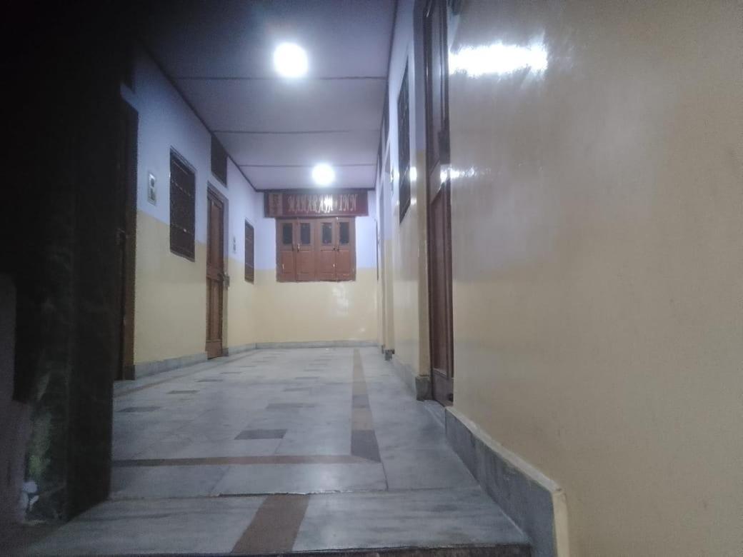 Hotel Maharaja Inn by WB Inn - Housity