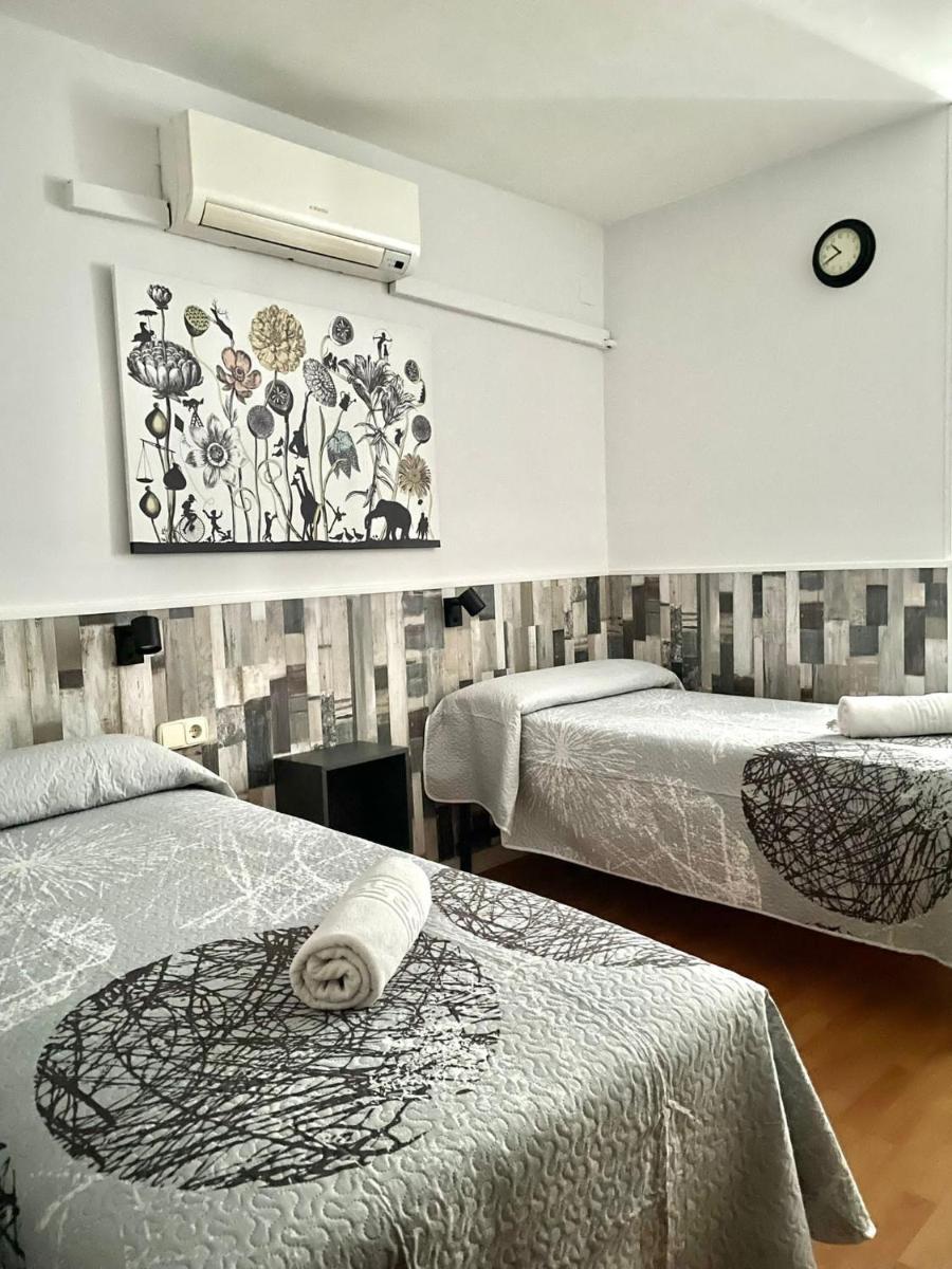 Hostal Restaurante Avenida de Madrid - Housity