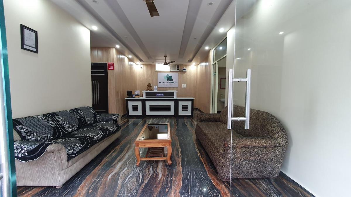 PRANGAN RETREAT - Housity