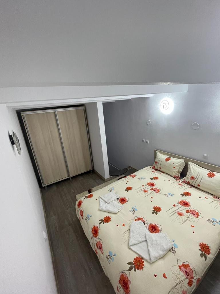 Apartament STEFI - Housity