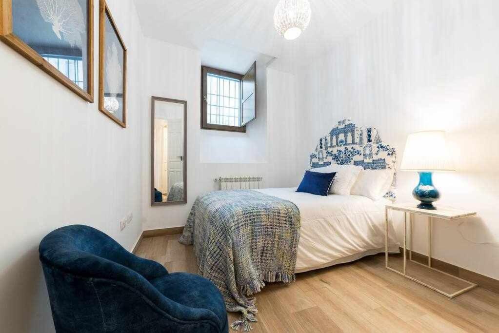 Room Boutique Calma Laura By KubiK - Housity