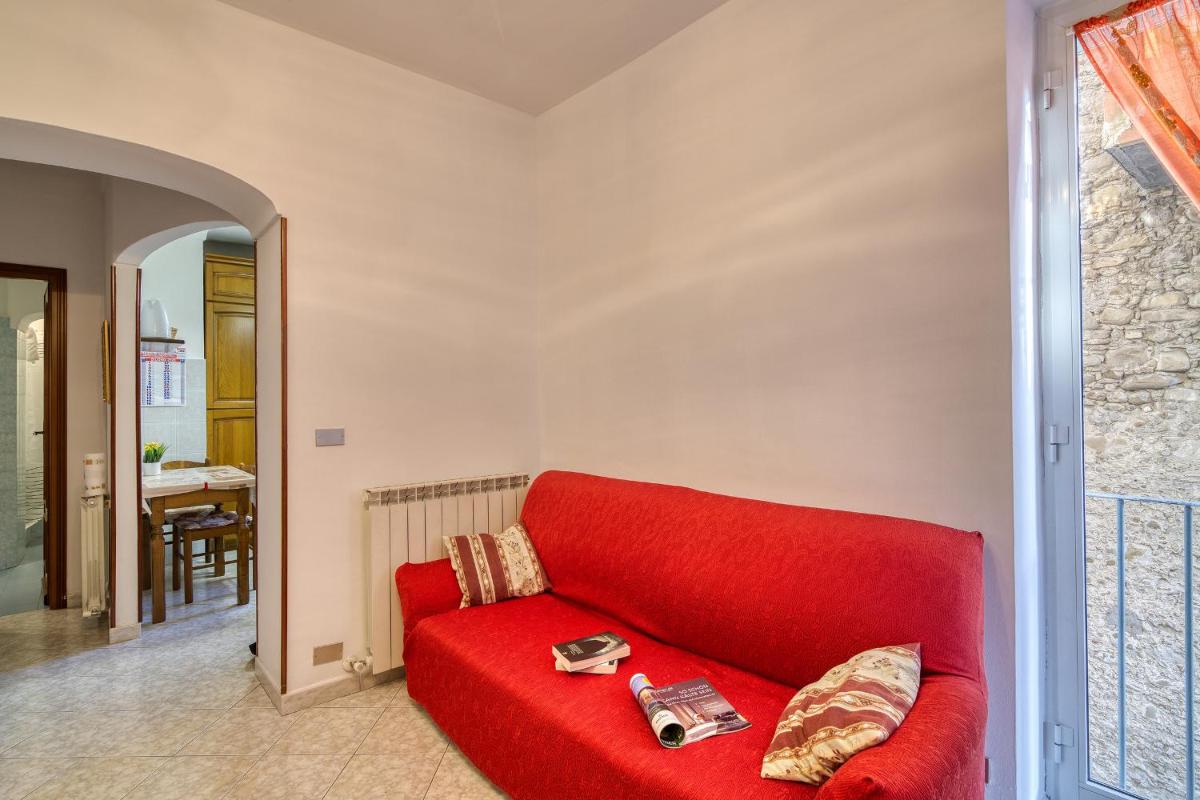Casa Vincenza 5 km from Dolceacqua - Happy Rentals - Housity