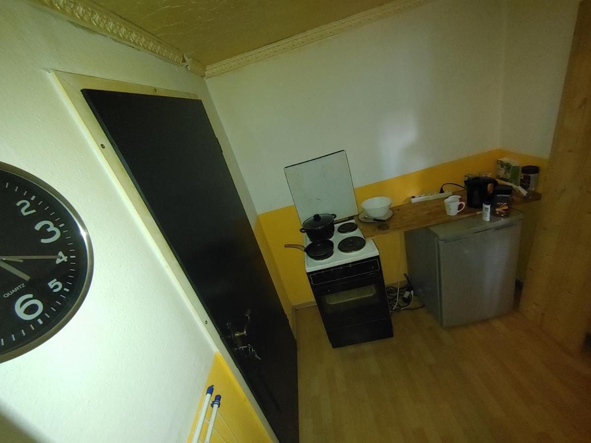 PrivateLittleSingelWGroomAltenESSEN - Housity