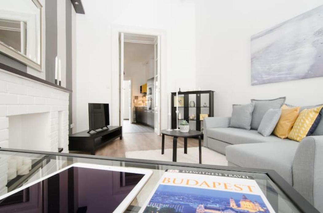 Opera Experience Apartment - Housity
