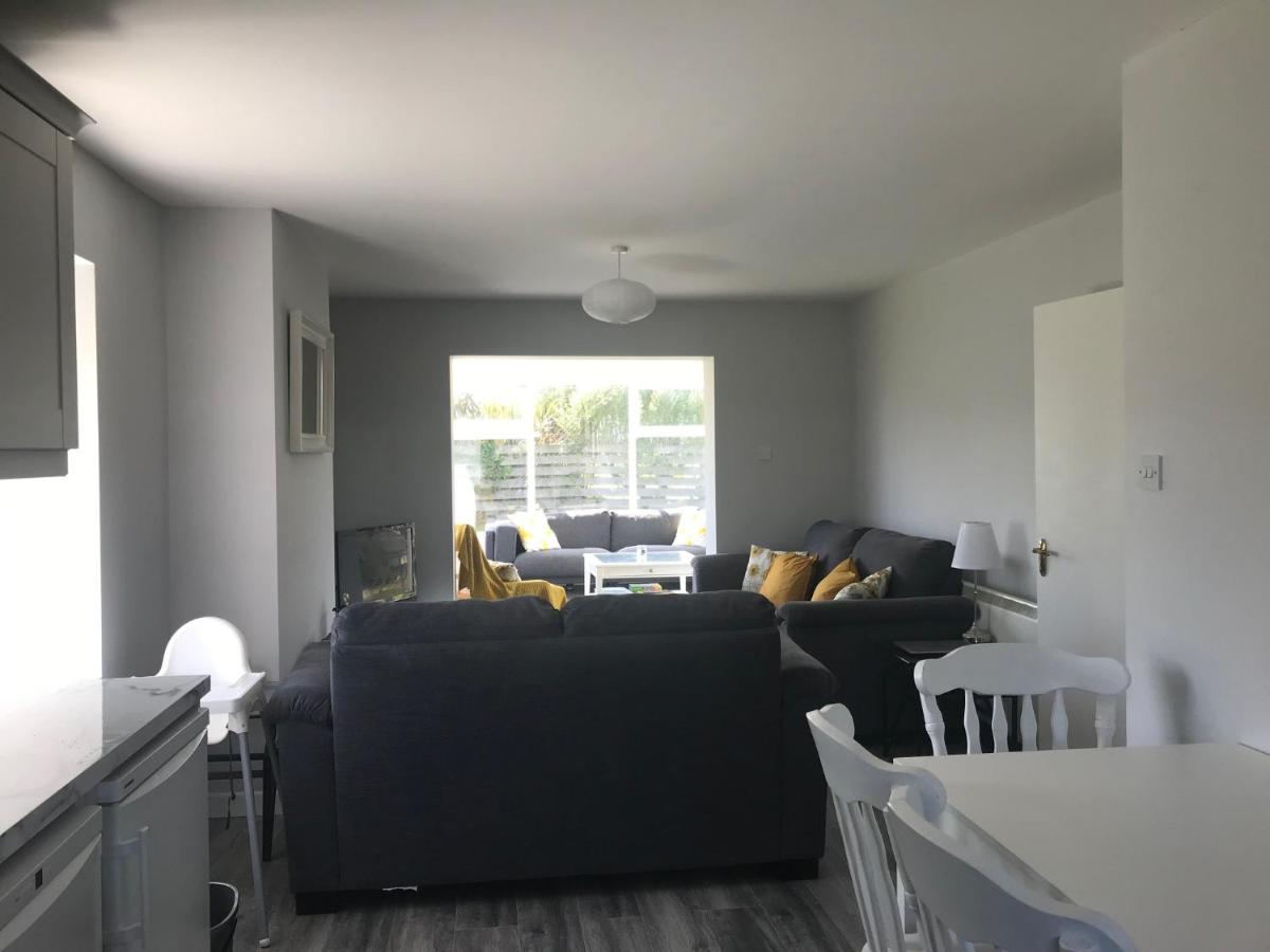 Lynn Cottage St Helens Village - Housity