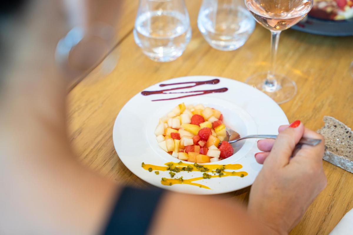 Nourriture dans l'hôtel ou à proximité