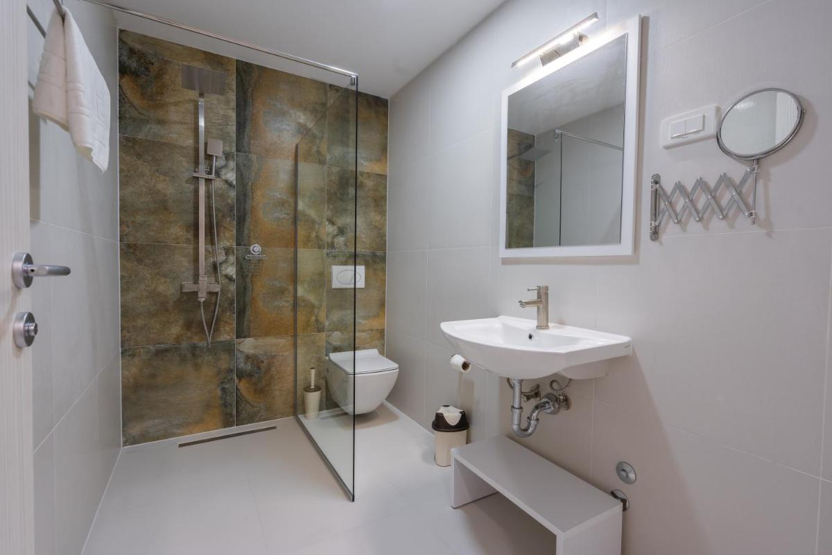 Hotel & Resort Bon Bon - Housity