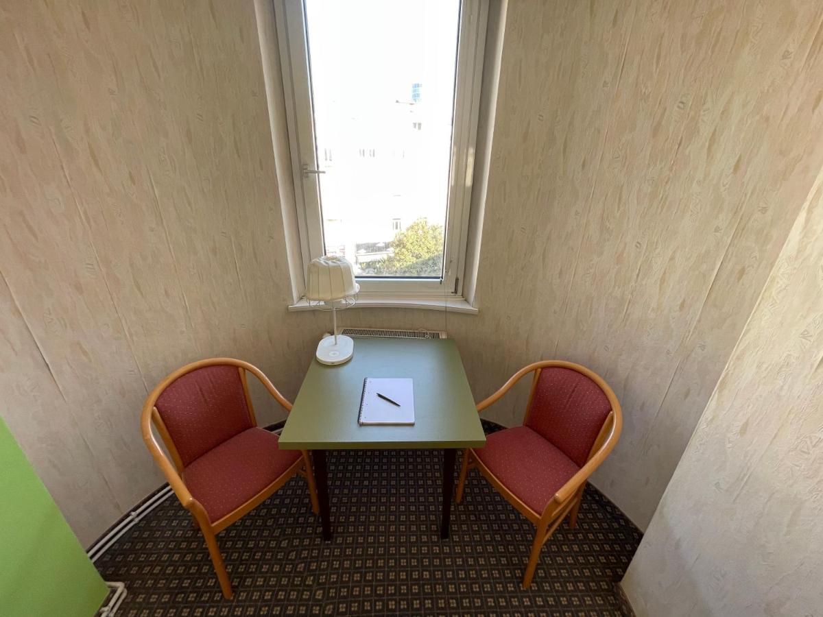 Hotel Tabor Rooms - Housity
