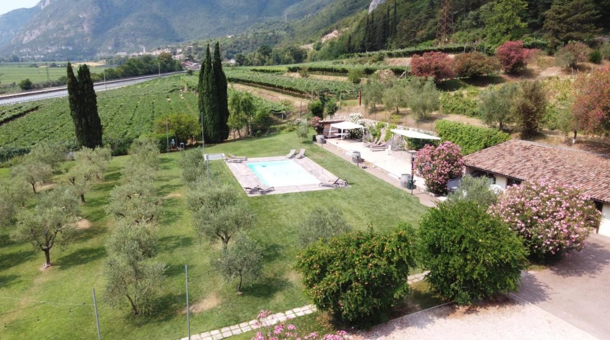 Az. Agr. Tenuta La Casetta - Housity