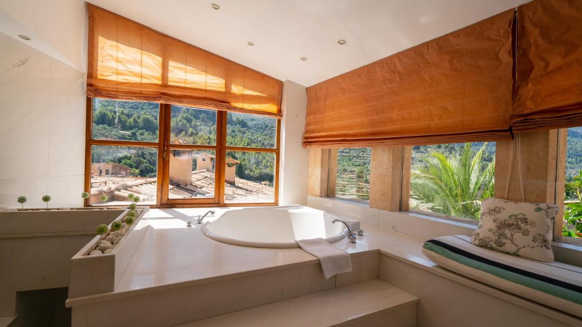 Hotel Can Verdera - Housity