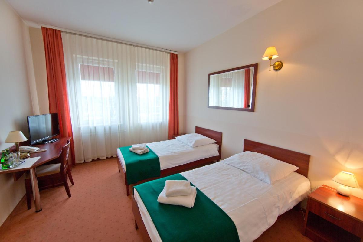 Hotel Kameralny - Housity
