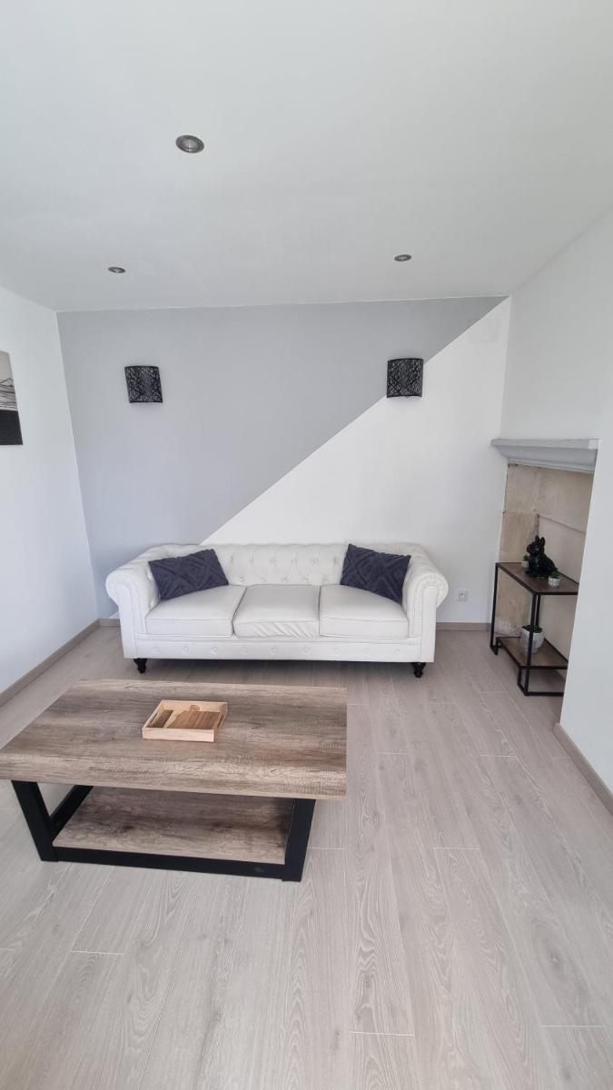 LE ROCAGERMANOIS - Jolie maison de village - Housity