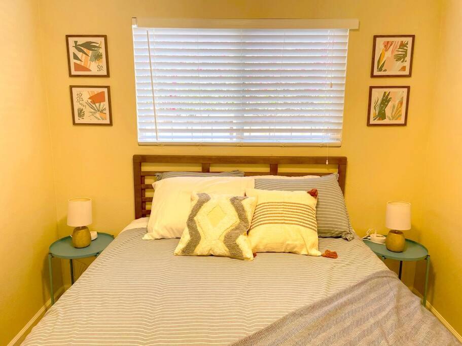 Casa Familia - 4-br modern family home w/saltwater pool & spa - Housity