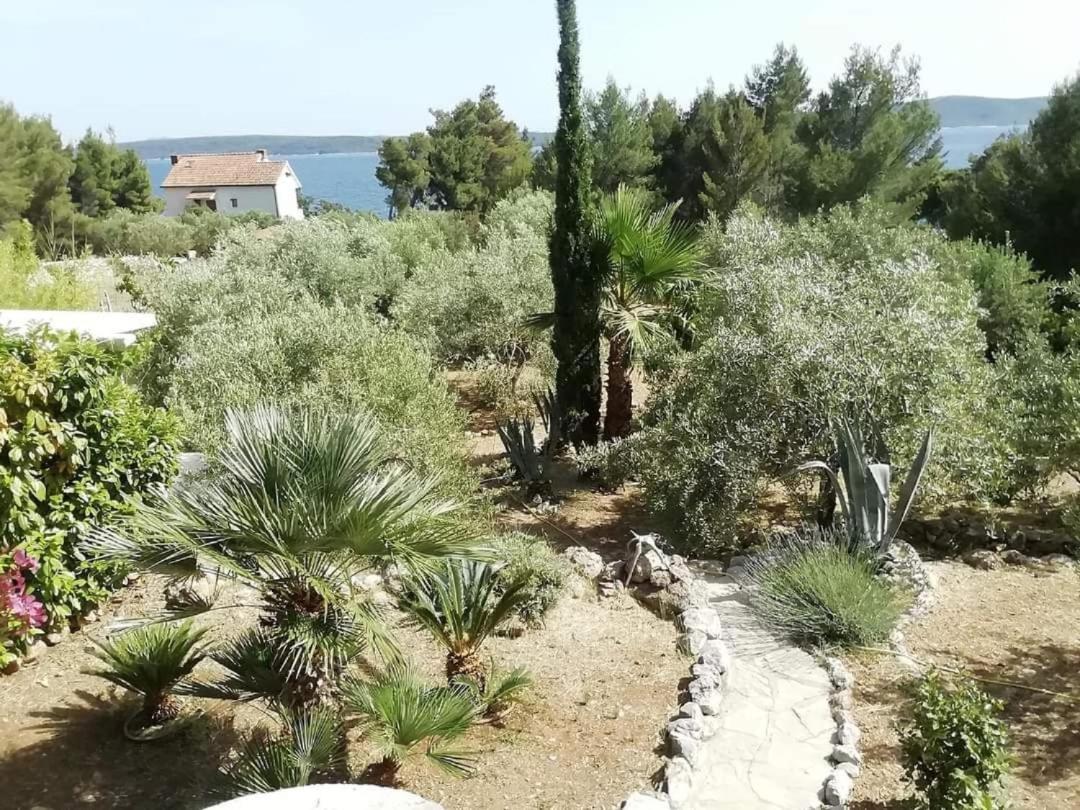New apartment with private path to sea-Mirko - Housity