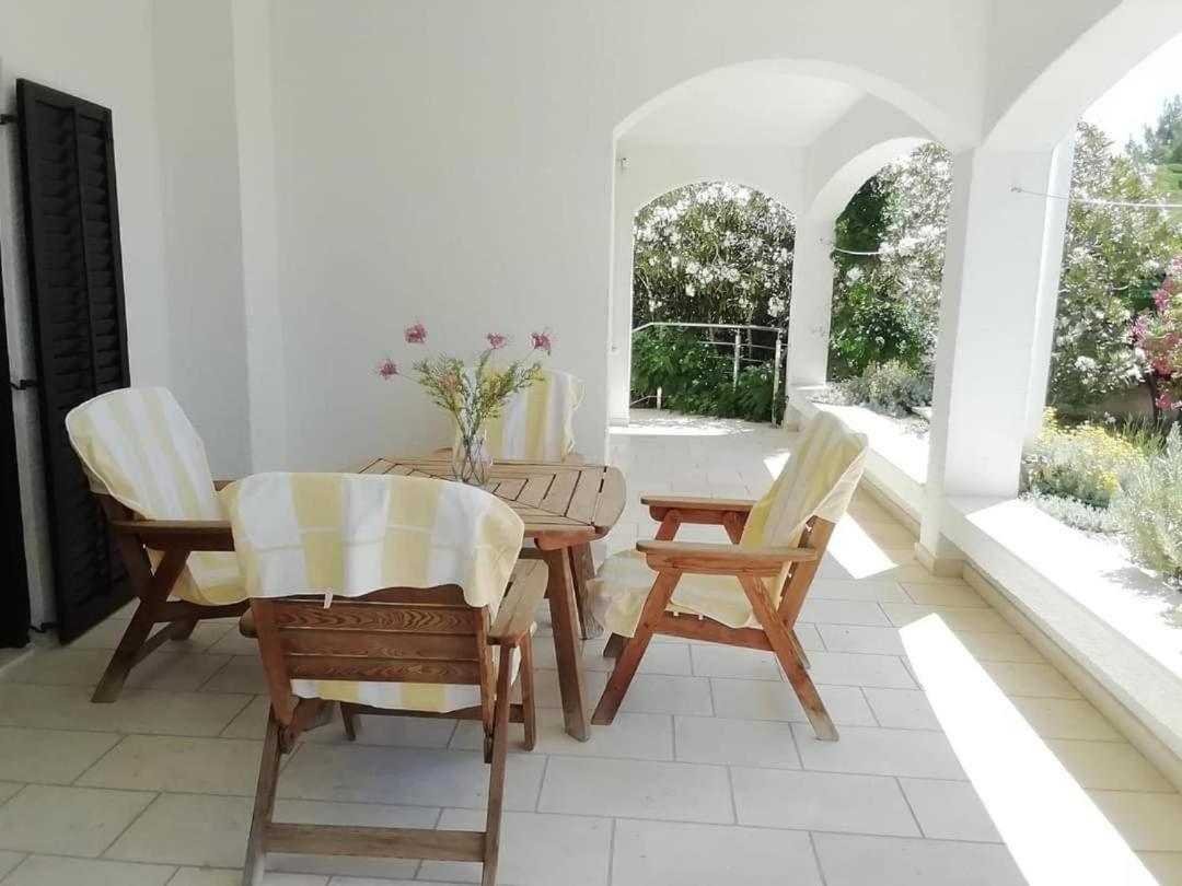 New apartment with private path to sea-Mirko - Housity