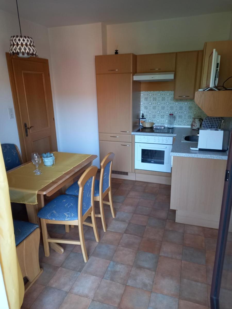 Apartment Komar - Housity