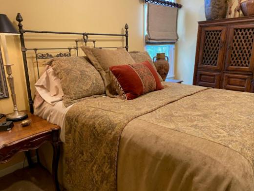 The Birdnest Inn - Housity