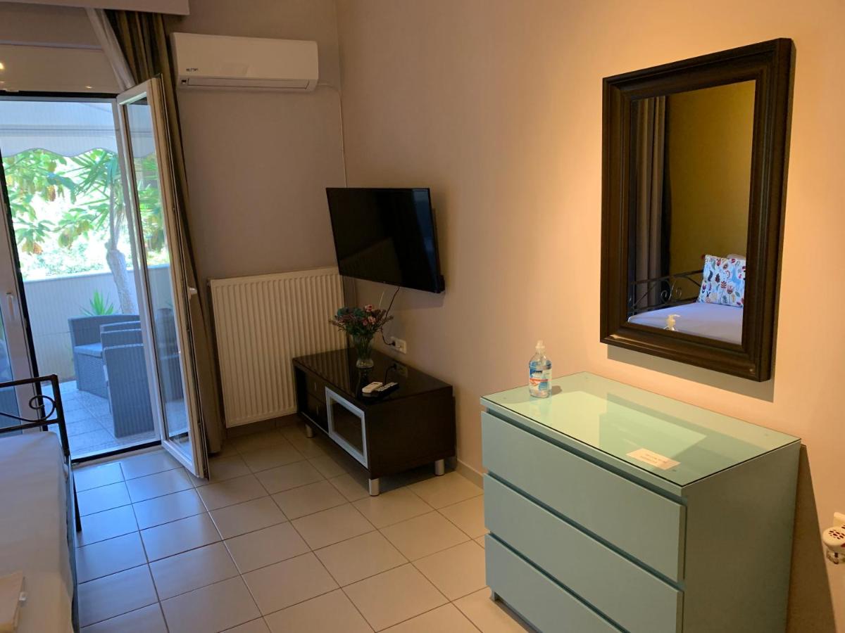 Christi Apartments A&Β - Housity