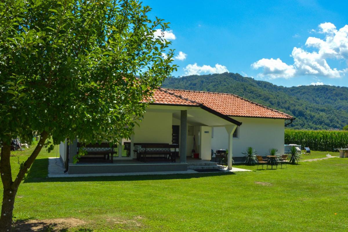 Drinska kućica - Housity