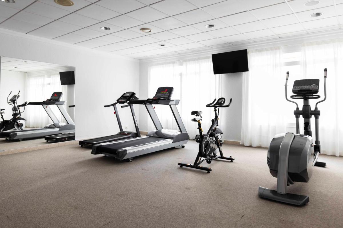 Gimnasio o instalaciones de fitness de Alfons Hotel