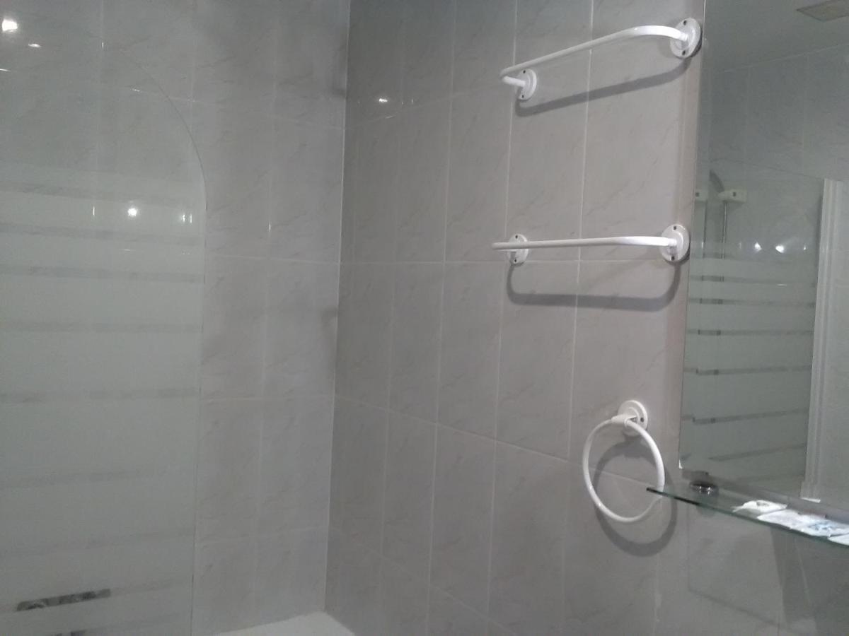 Hostal Restaurante el Cazador - Housity