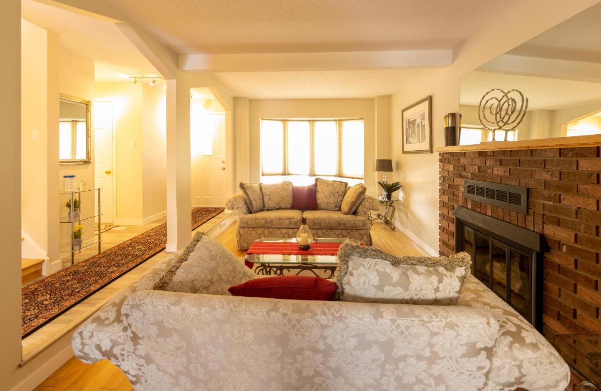 comfortable house located 10 minutes from downtown - Housity