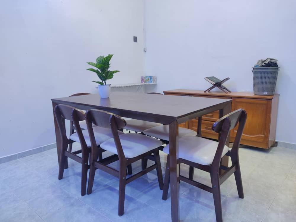 HOMESTAY PAKA-Pok Yie - Housity