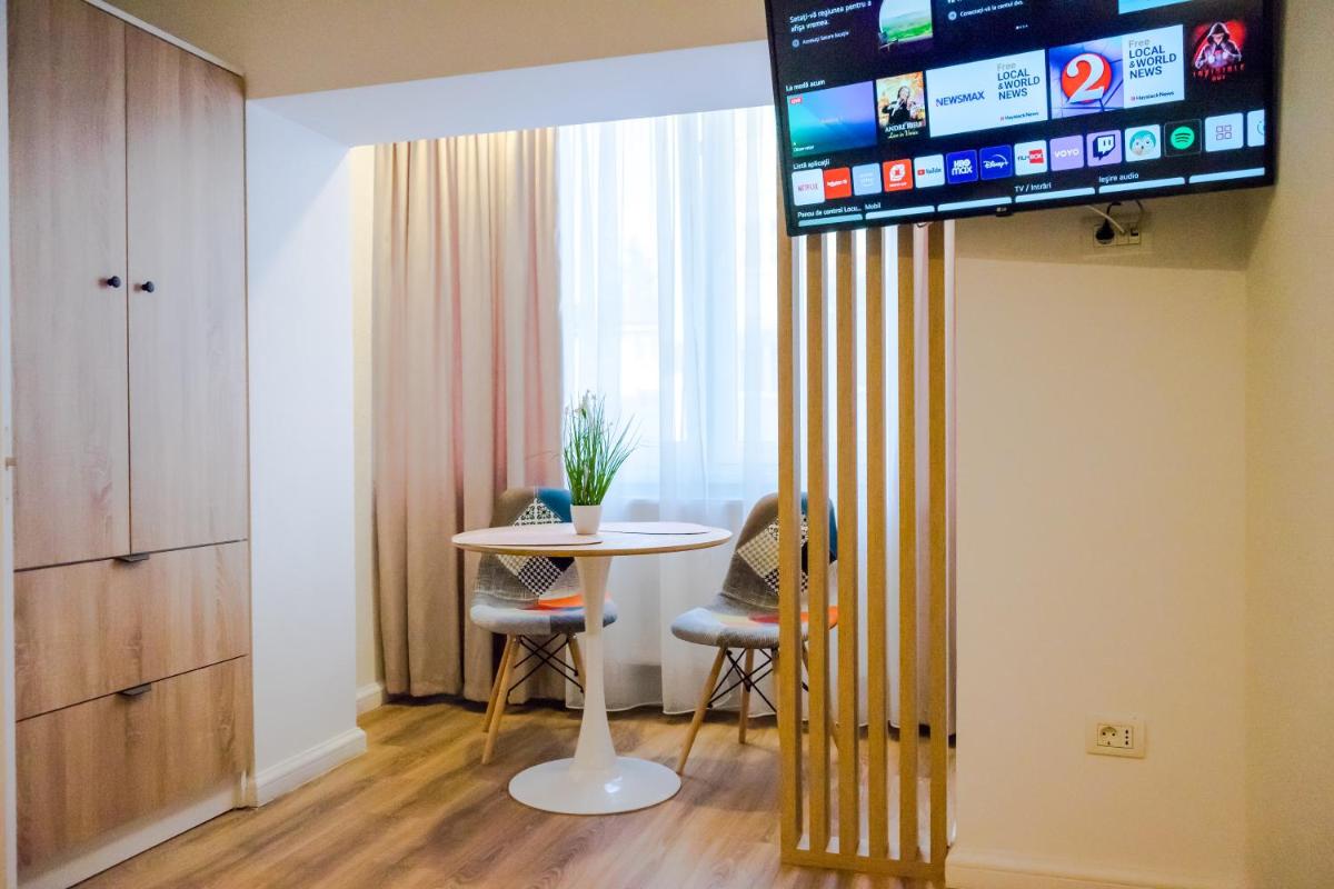 Straja Apart - Housity