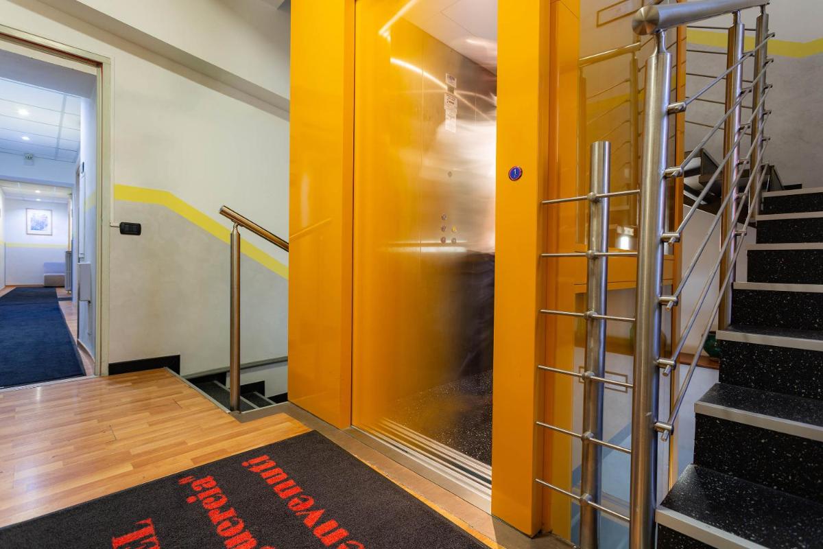 Hotel La Quercia - Housity