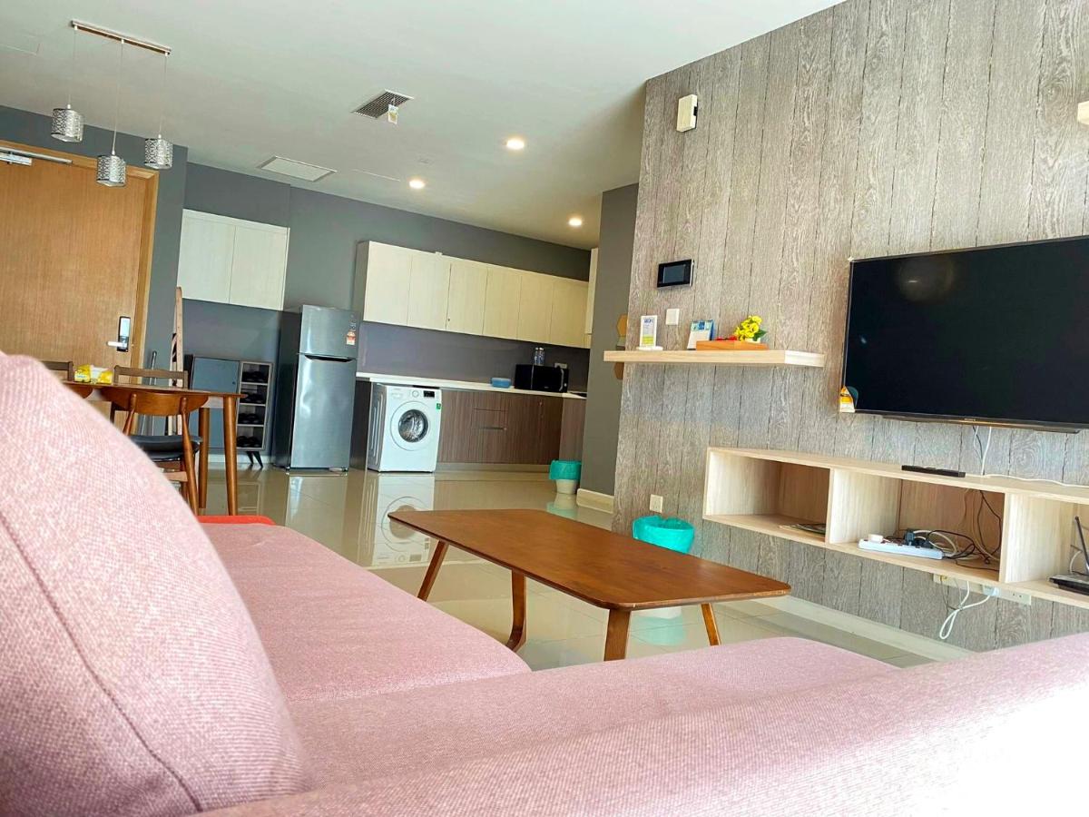 【NETFLIX】Suasana Suites,Nxt to CIQ【PoolGym&WIFI】 - Housity