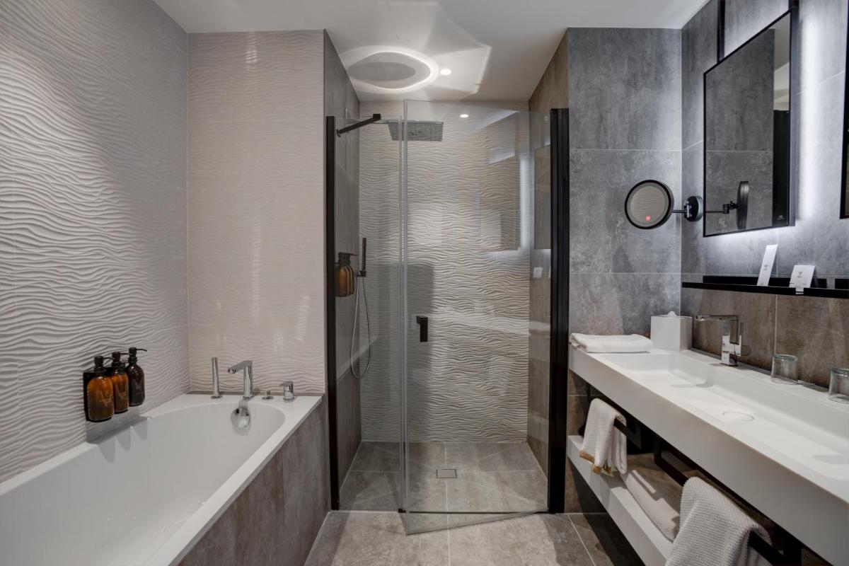 Salle de bains dans l'établissement Fleur de Loire