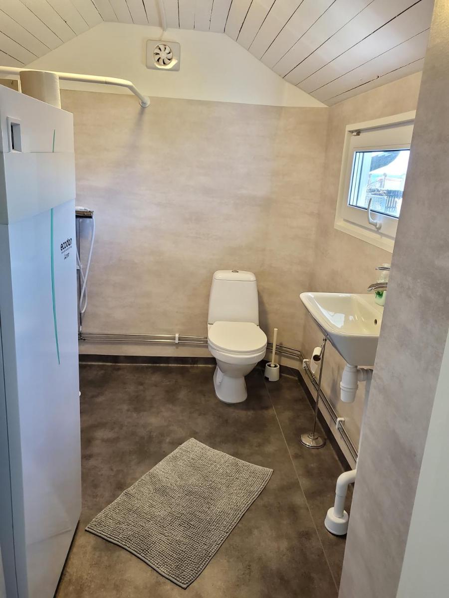 Pensionat Strandhuset i Abbekås - Housity