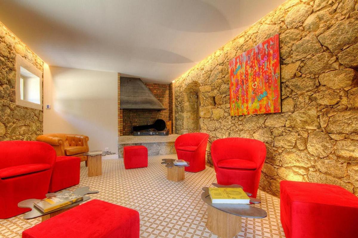 Coin salon dans l'établissement Hôtel Casale Olmia