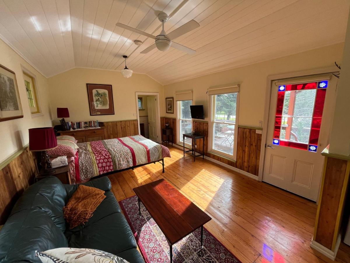 Suitetrails - The Dairy Cottage - Lake Lorne - Drysdale