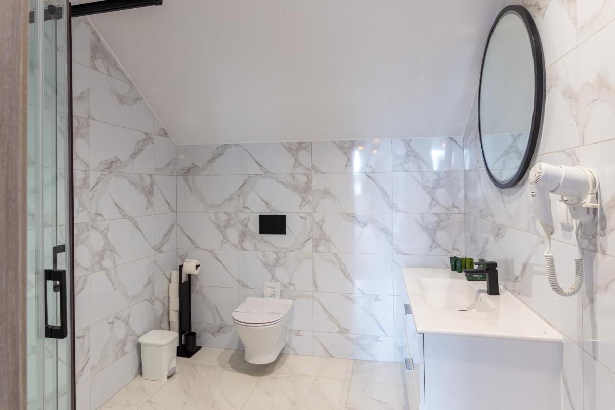 Apartamenty i pokoje Montana - Housity