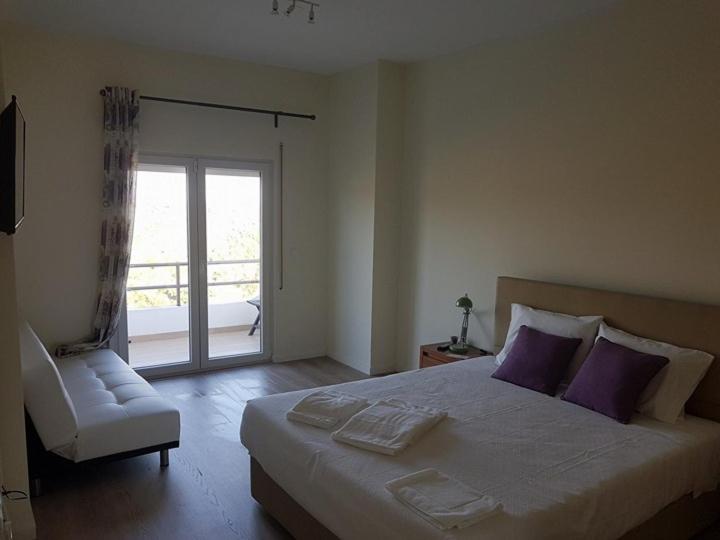 Quinta do Caneiro - Casa Turismo Rural - Housity