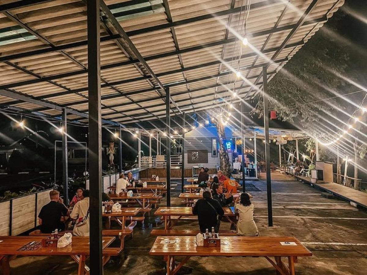 Revolution Hostel Pai - Housity