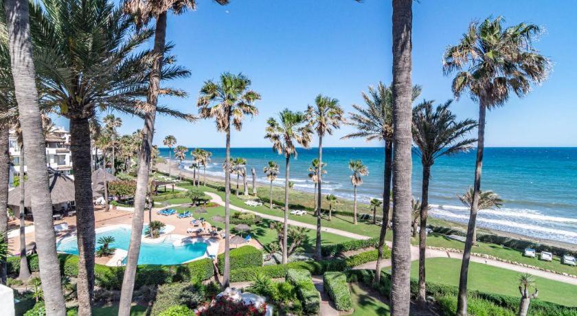Relax Alcazaba Beach Apartment - Housity