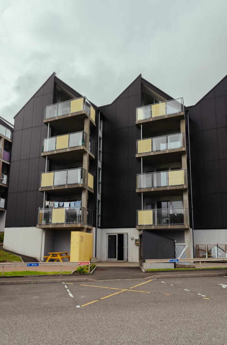 Suitetrails - Stunning Views / Penthouse / Decorative / Parking