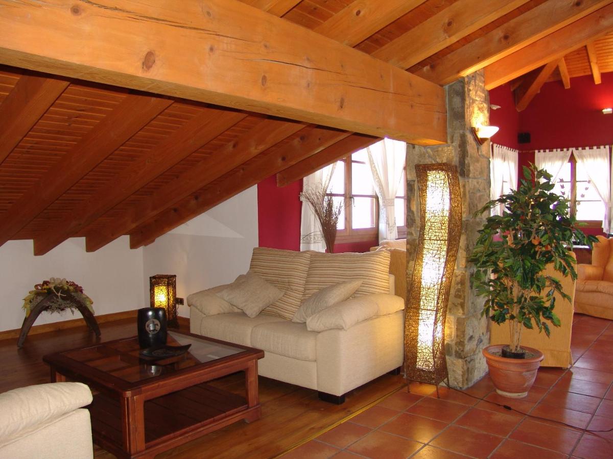 Zona de estar de Hotel & SPA Peña Montañesa