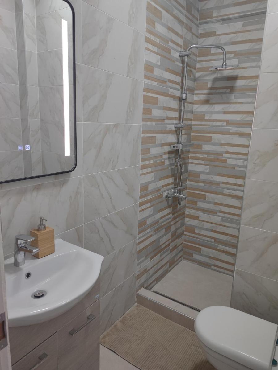 Eleven And A Half apartment - Housity