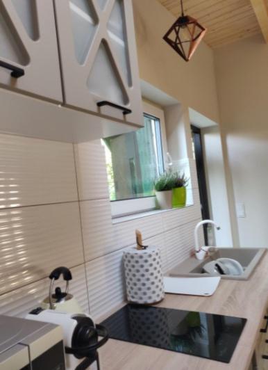 Miodowy domek BEEnjoy - Housity